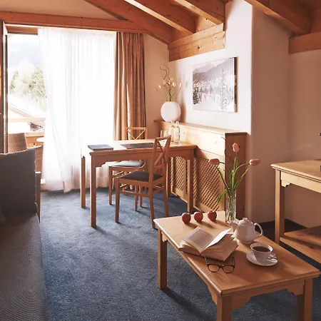 Waldhuus 4* Davos